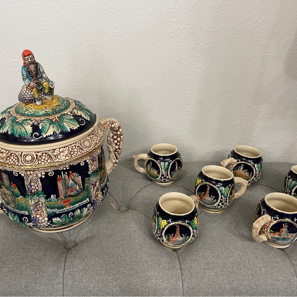 Vintage Marzi & Remy German Castle Punch Bowl Tureen with Lid and 6 Cups